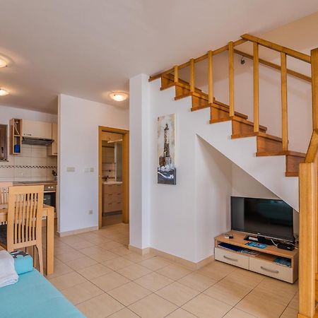 Apartments Celeste Климно Экстерьер фото
