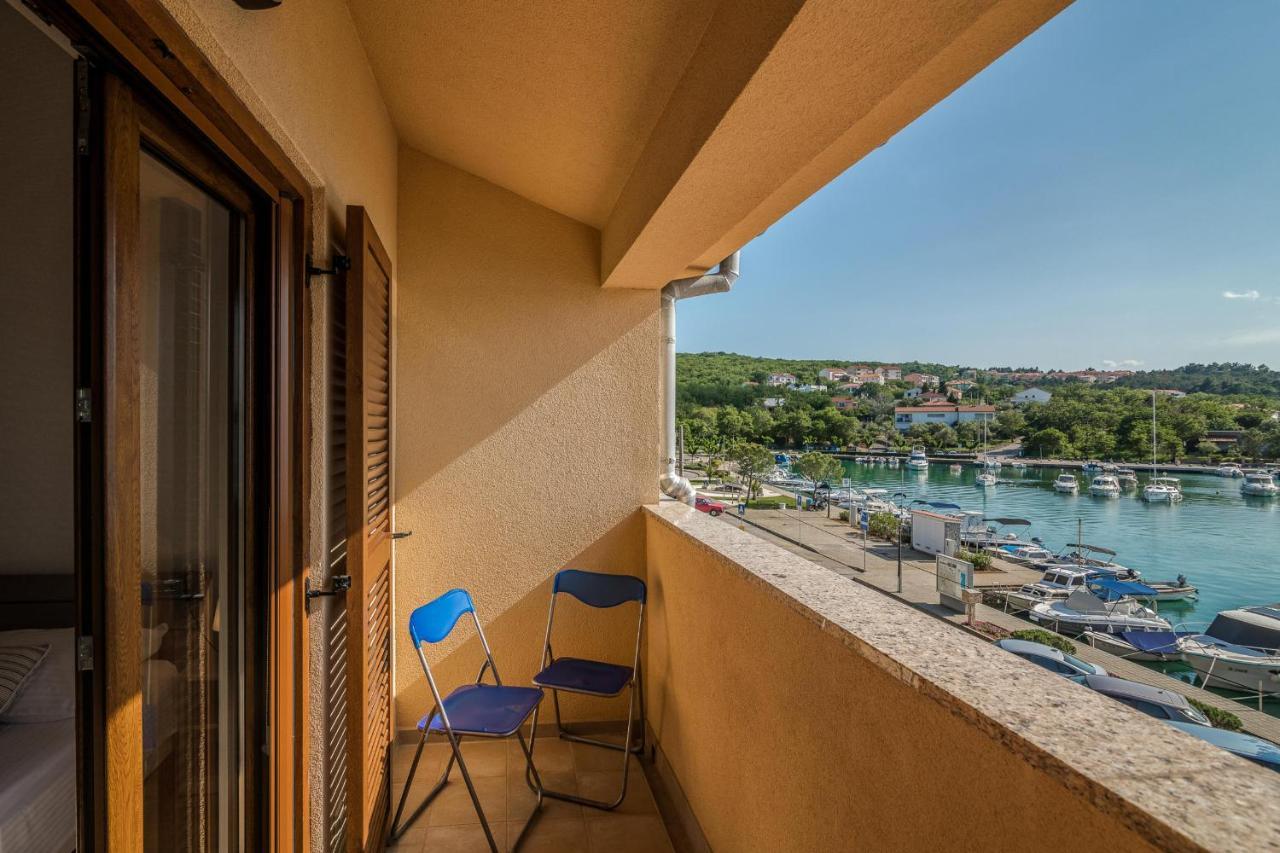 Apartments Celeste Климно Экстерьер фото