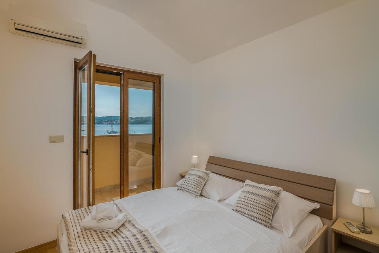 Apartments Celeste Климно Экстерьер фото